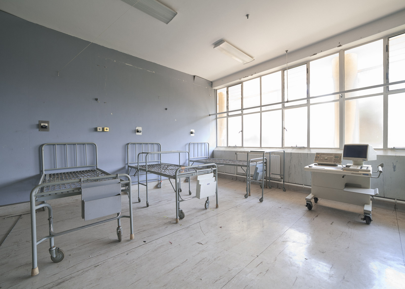 The abandoned interior of Kempton Park Hospital